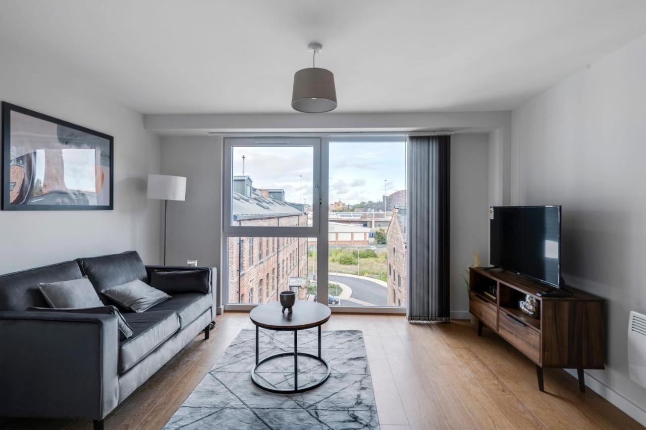 Spacious 1 Bedroom Apartment In A Converted Mill Leeds  Kültér fotó