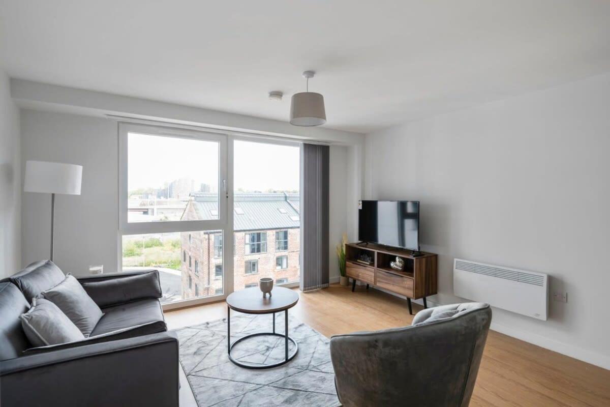 Spacious 1 Bedroom Apartment In A Converted Mill Leeds  Kültér fotó