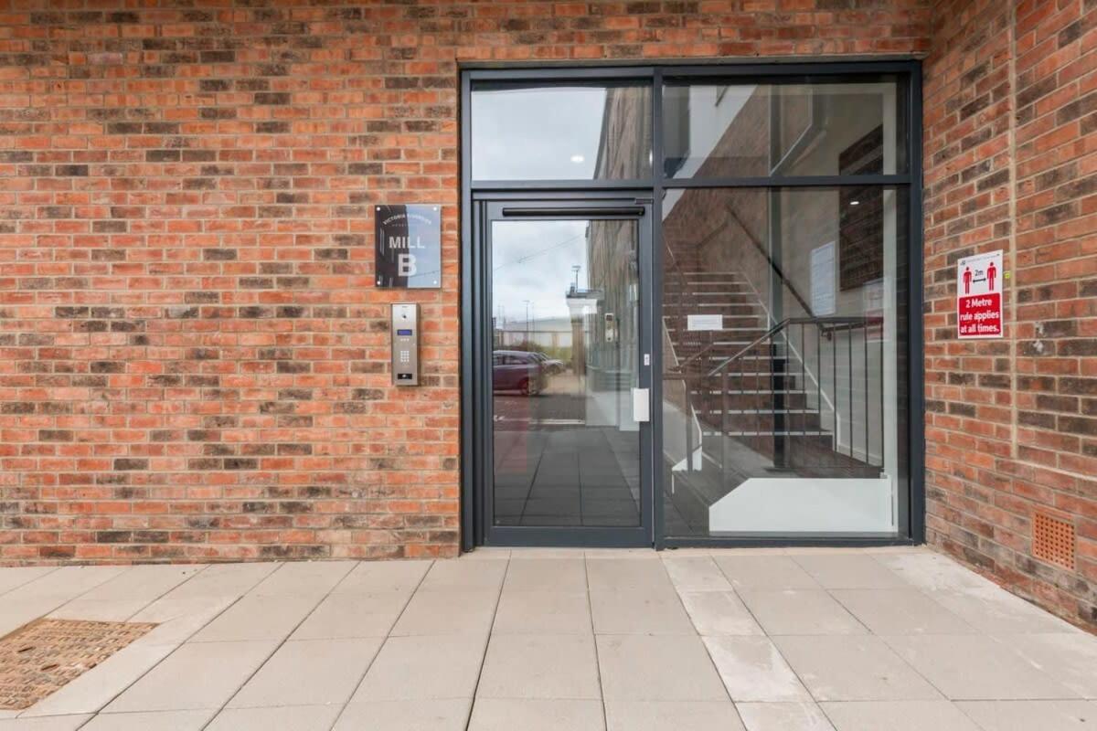 Spacious 1 Bedroom Apartment In A Converted Mill Leeds  Kültér fotó